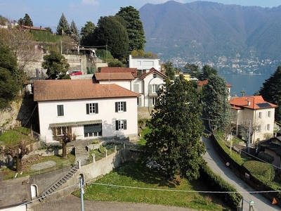 Prestigiosa villa di 350 mq in vendita Cernobbio, Italia