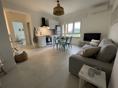 Quadrilocale in Res. santa cruz km 10600, Terracina, 2 bagni, 79 m²