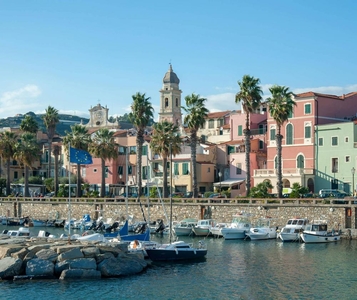 terreno residenziale in vendita a Riva Ligure