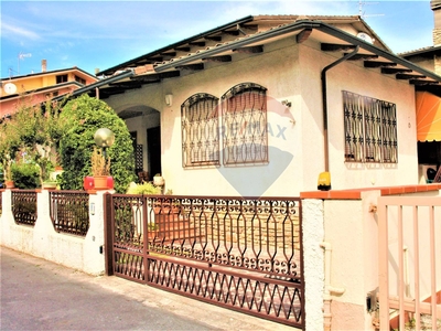 Vendita Villa a schiera in VIAREGGIO