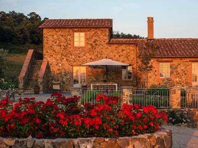 Charmantes Ferienhaus in Acquapendente mit Großer Terrasse