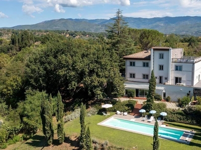 Villa in ottime condizioni in zona Centro a Terranuova Bracciolini