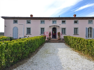 Villa di 615 mq in vendita - Capannori