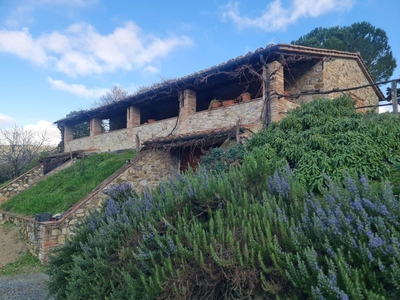 Agriturismo in vendita a Volterra - Zona: Ulignano
