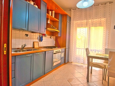 Appartamento in Vendita a Avellino, 195'000€, 130 m²