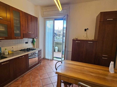 Appartamento in Affitto a Genova, 500€, 78 m²
