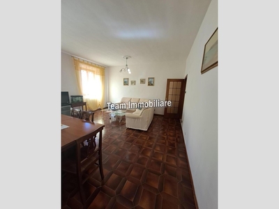 Appartamento in Vendita a Livorno, 163'000€, 140 m²