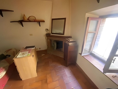 Appartamento in Vendita in Via del Castello a Casale Marittimo
