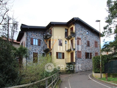 Appartamento in Vendita in Via Giacomo Matteotti 11 a Barasso