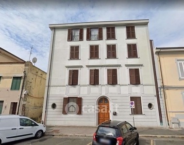 Appartamento in Vendita in Via Piero Donnini 11 a Livorno