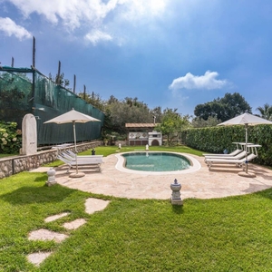 Casa a Massa Lubrense con giardino e barbecue