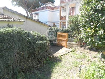 Casa in vendita in Santa Marinella, Italia