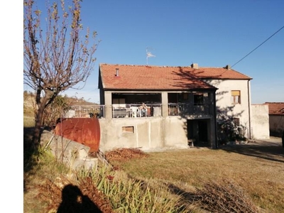Casa indipendente in vendita a Castiglione Messer Raimondo