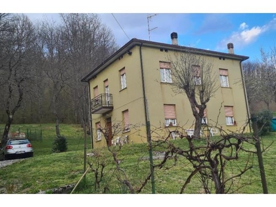 Casa indipendente in vendita a Compiano, Località Barbigarezza 22