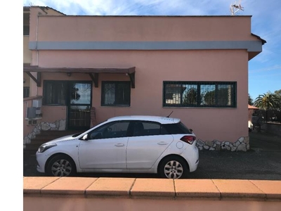 Casa indipendente in vendita a Latina, Frazione Borgo Sabotino-Foce Verde, Strada Casilina Nord 527