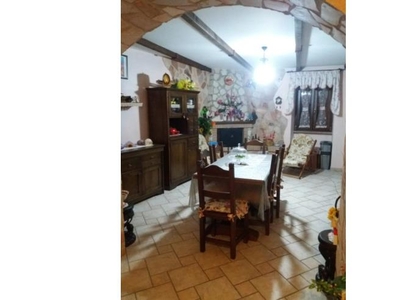 Casa indipendente in vendita a Paliano, Via del Carmine 31