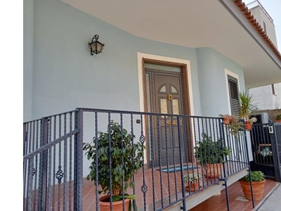 Casa indipendente in vendita a Sarno, Via Roma 140