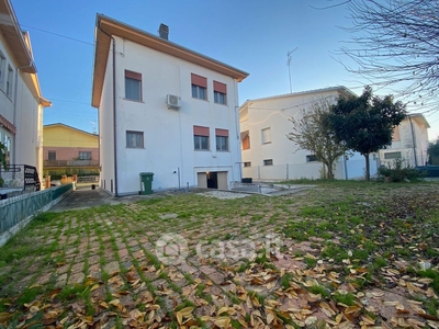 Casa indipendente in Vendita in Via Alfieri 32 a Bondeno