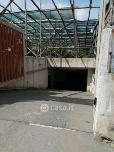 Garage/Posto auto in Vendita in Via Cavone a Piano di Sorrento