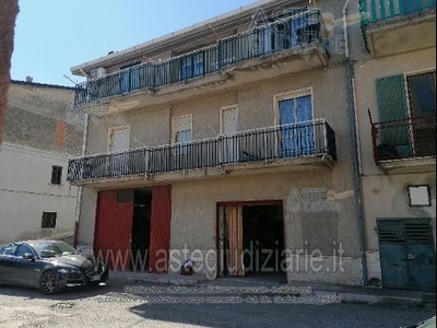 Garage/Posto auto in Vendita in Via Fani 45 a Genzano di Lucania