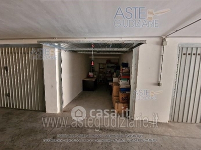 Garage/Posto auto in Vendita in Via Toscanini 4 a Statte