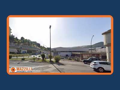 Immobile Commerciale in affitto a Potenza - Zona: Via del Gallitello