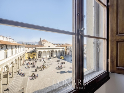 Incantevole appartamento nel lussuoso palazzo storico del cinquecento a Firenze