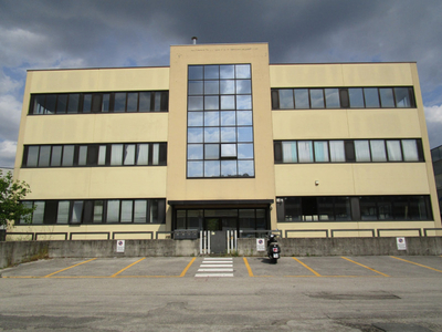 Laboratorio in vendita a Arcugnano - Zona: Sant'Agostino Nogarazza