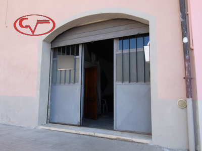 Laboratorio in vendita a San Giovanni Valdarno - Zona: Ponte alle Forche