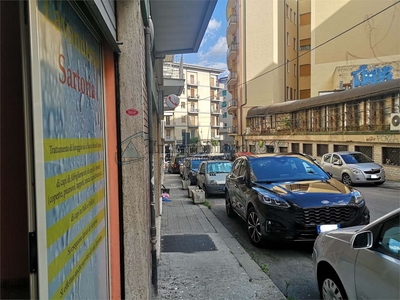 Magazzino in affitto a Cosenza - Zona: Repubblica