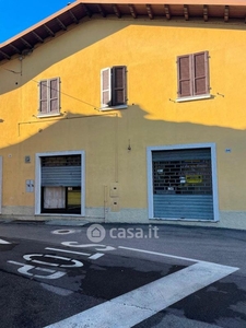 Negozio/Locale commerciale in Vendita in Via G. Verdi 38 a Ghedi