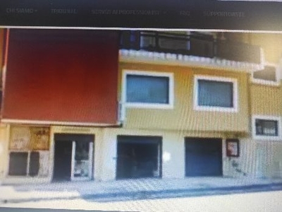 Negozio/Locale commerciale in Vendita in Via SS. Pietro e Paolo a Corigliano-Rossano