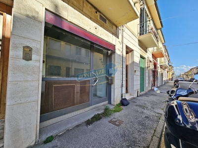 Negozio / Locale in vendita a Viareggio