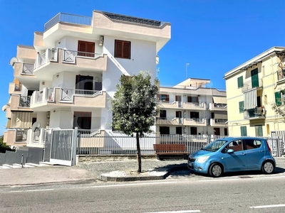 Quadrilocale con giardino a Pozzuoli