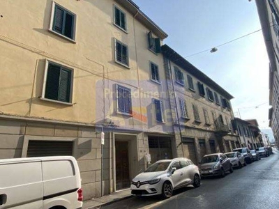 Quadrilocale in vendita a Prato