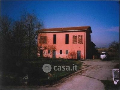 Stabile / Palazzo in Vendita in a Monsummano Terme