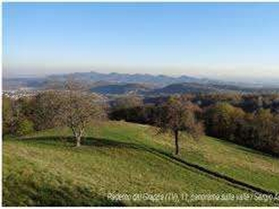 Terreno edificabile in Vendita in Via Solaroli a Pieve del Grappa