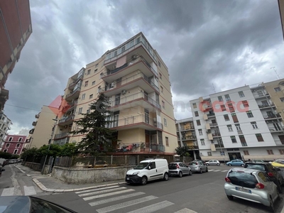 Trilocale in Vendita a Bari, 165'000€, 112 m²