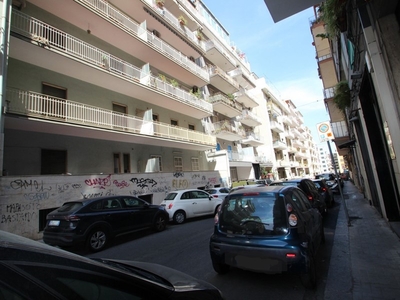 Trilocale in Vendita a Catania, 145'000€, 80 m²