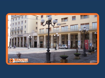 Ufficio / Studio in affitto a Potenza - Zona: Centro storico