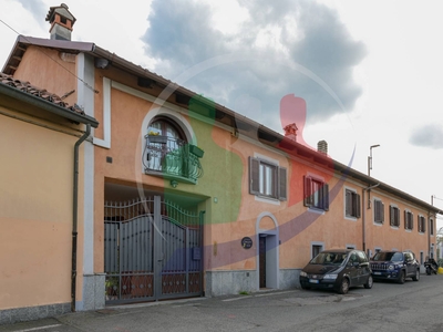 Villa con terrazzo a Caselle Torinese