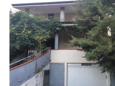 Villa in vendita a Viggiano