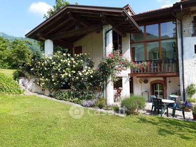 Villa in Vendita in a Valli del Pasubio