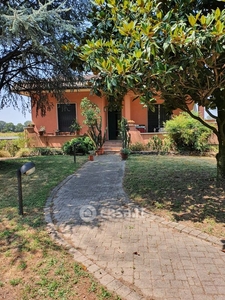 Villa in Vendita in Via Bergamo a Soresina