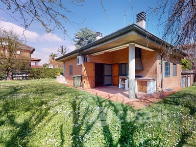 Villa in Vendita in Via dei Gelsi 6 a Rodano