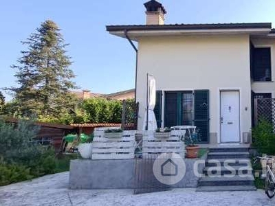 Villa in Vendita in Via Firenze 37 a Pieve Fissiraga