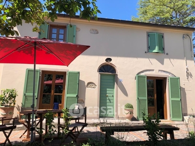 Villa in Vendita in Via Roma a Terricciola
