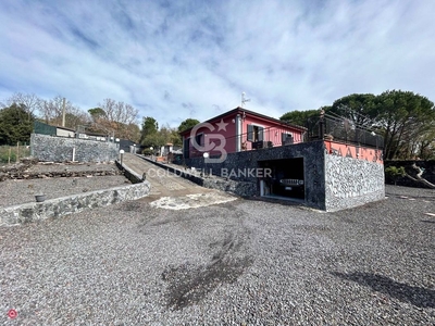 Villa in Vendita in Via San Nicola a Nicolosi