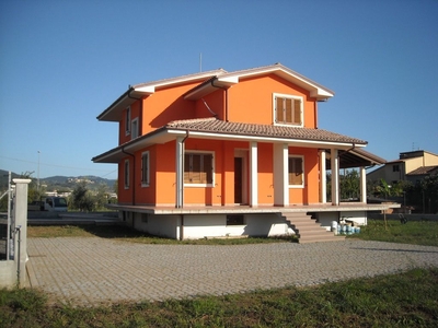 Villa in vendita Pistoia