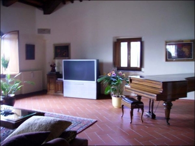 Villa in vendita Prato